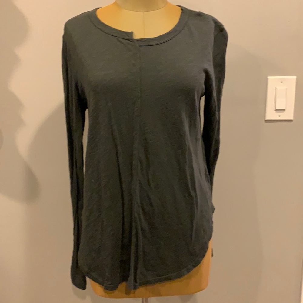 Long sleeve T-shirt